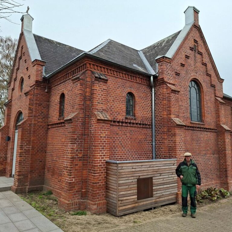 Blick auf die Friedhofskapelle Altstadt der Kirchengemeinde Rendsburg
