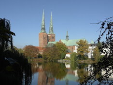 Blick auf den Dom in Lübeck